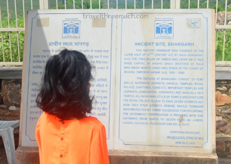 bhangarh fort entrance