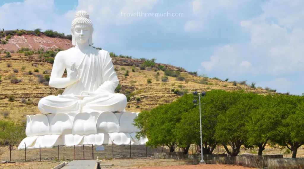 belum Buddha statue