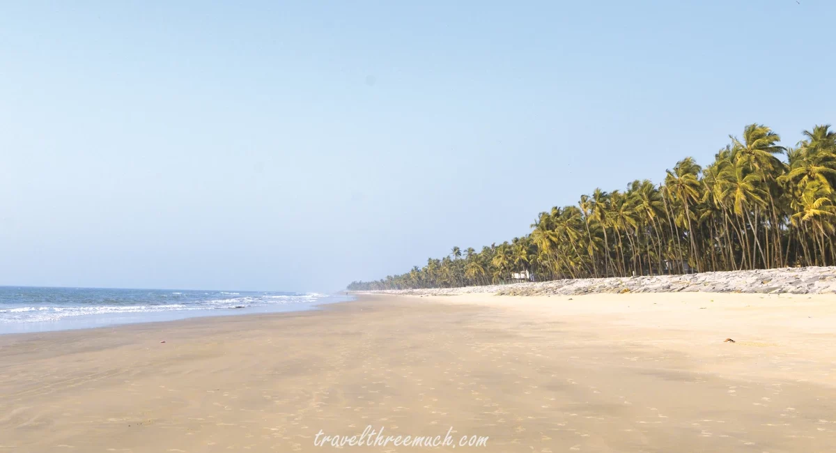 hoode white sand