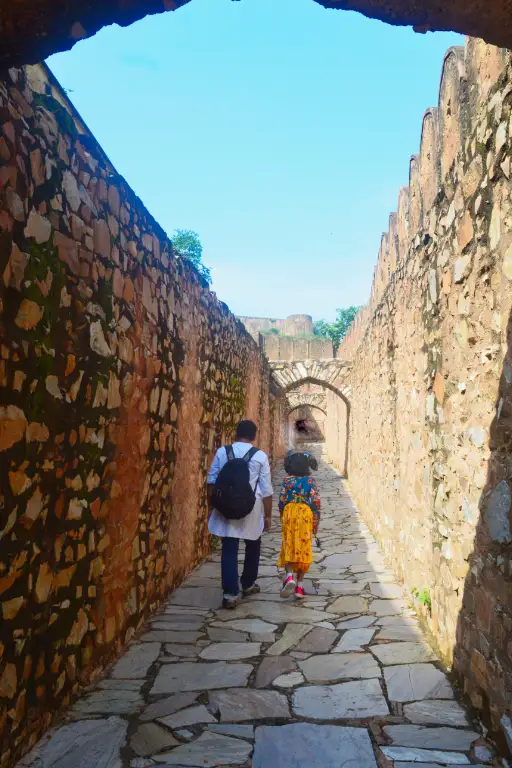 Amer Jai Tunnel walk featured