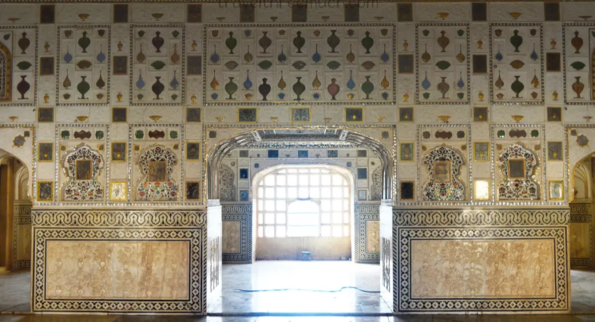 Amer fort sheesh mahal