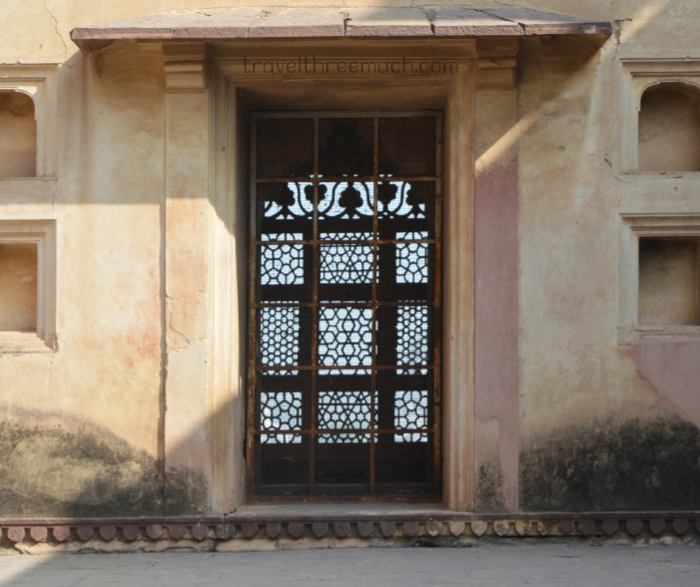 datia palace jaalis