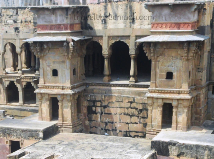 abhaneri step well
