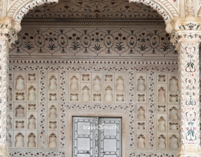 sheesh mahal agra fort