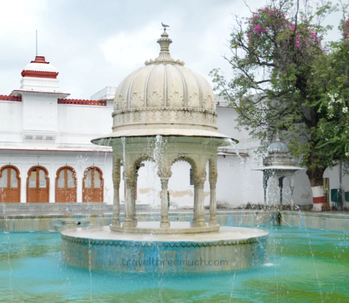 sahelion ki bari udaipur