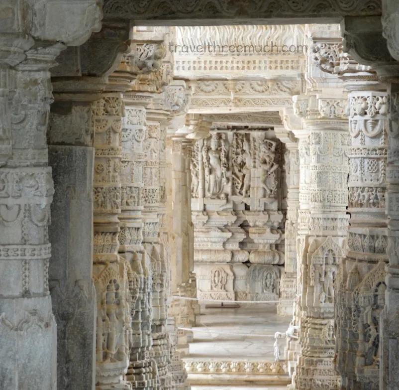 Ranakpur jain temple udaipur