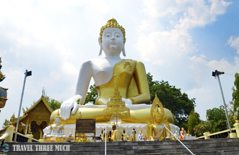 Wat Phra That Doi Kham