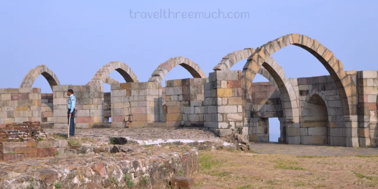 Champaner-Pavgadh Saath kamaan full view