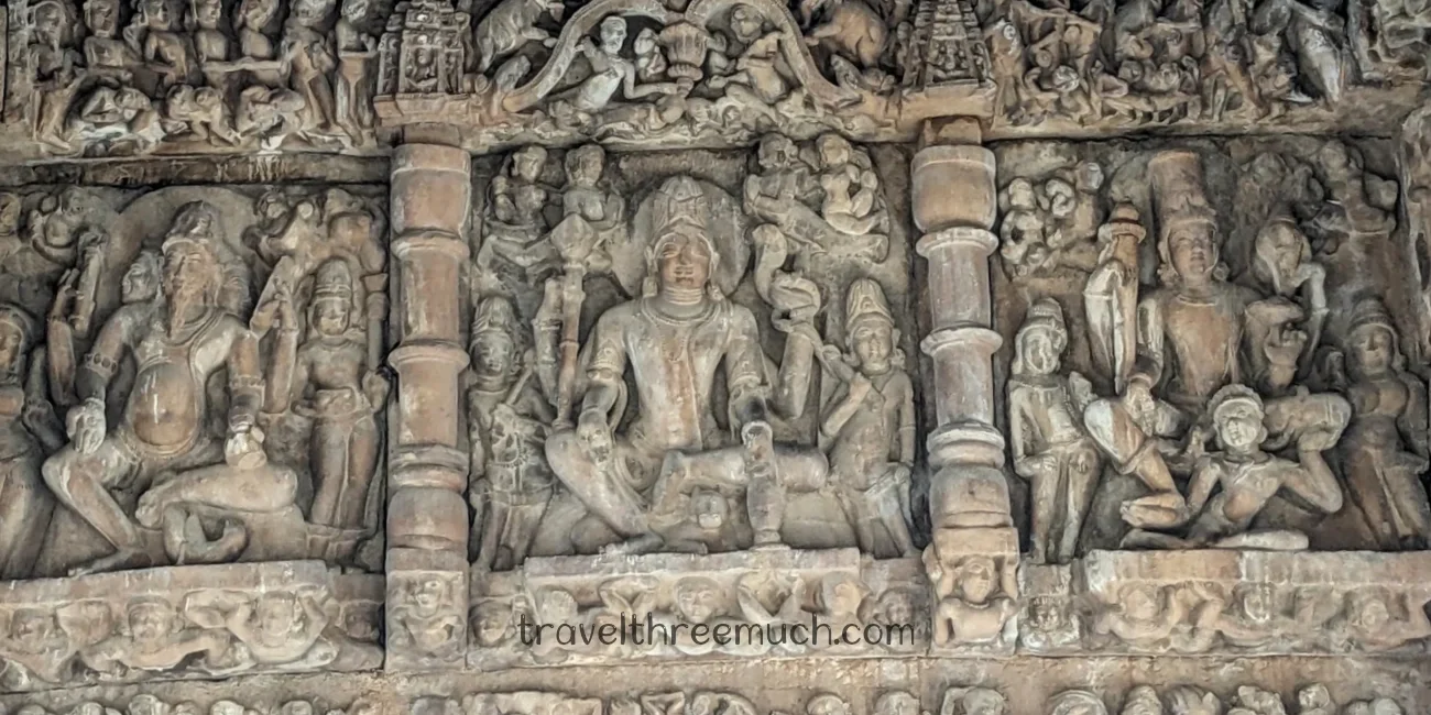 Garhi Padavali trimurti