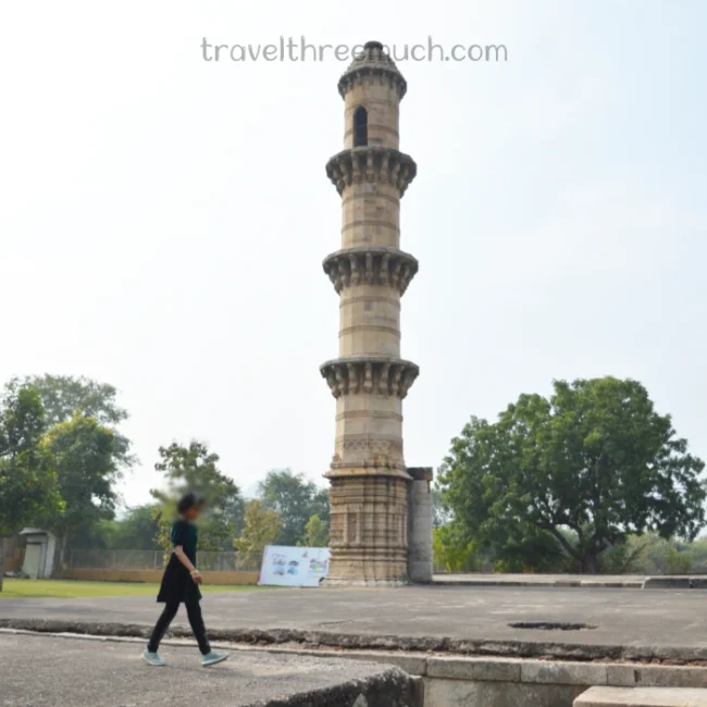 ek minar champaner pavgadh1